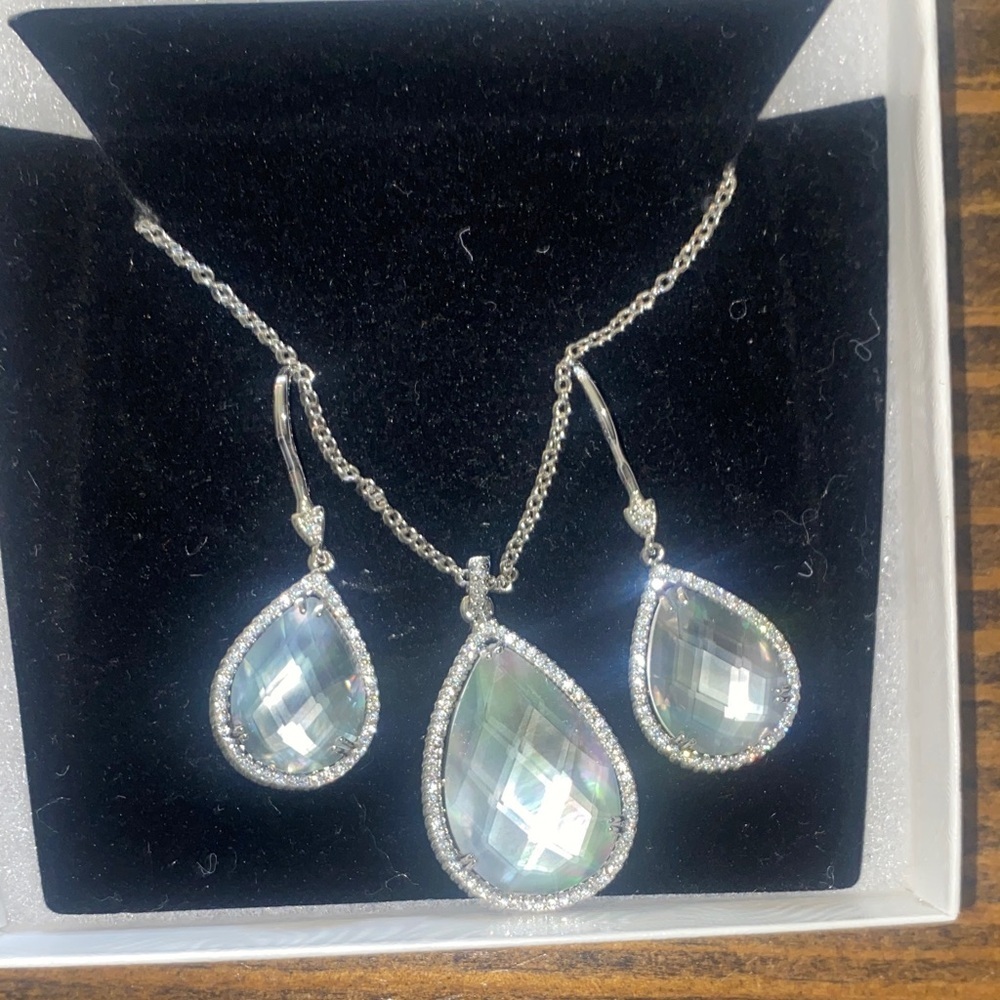 NWOT Elegant Silver Jewelry Set with Crystal Accents